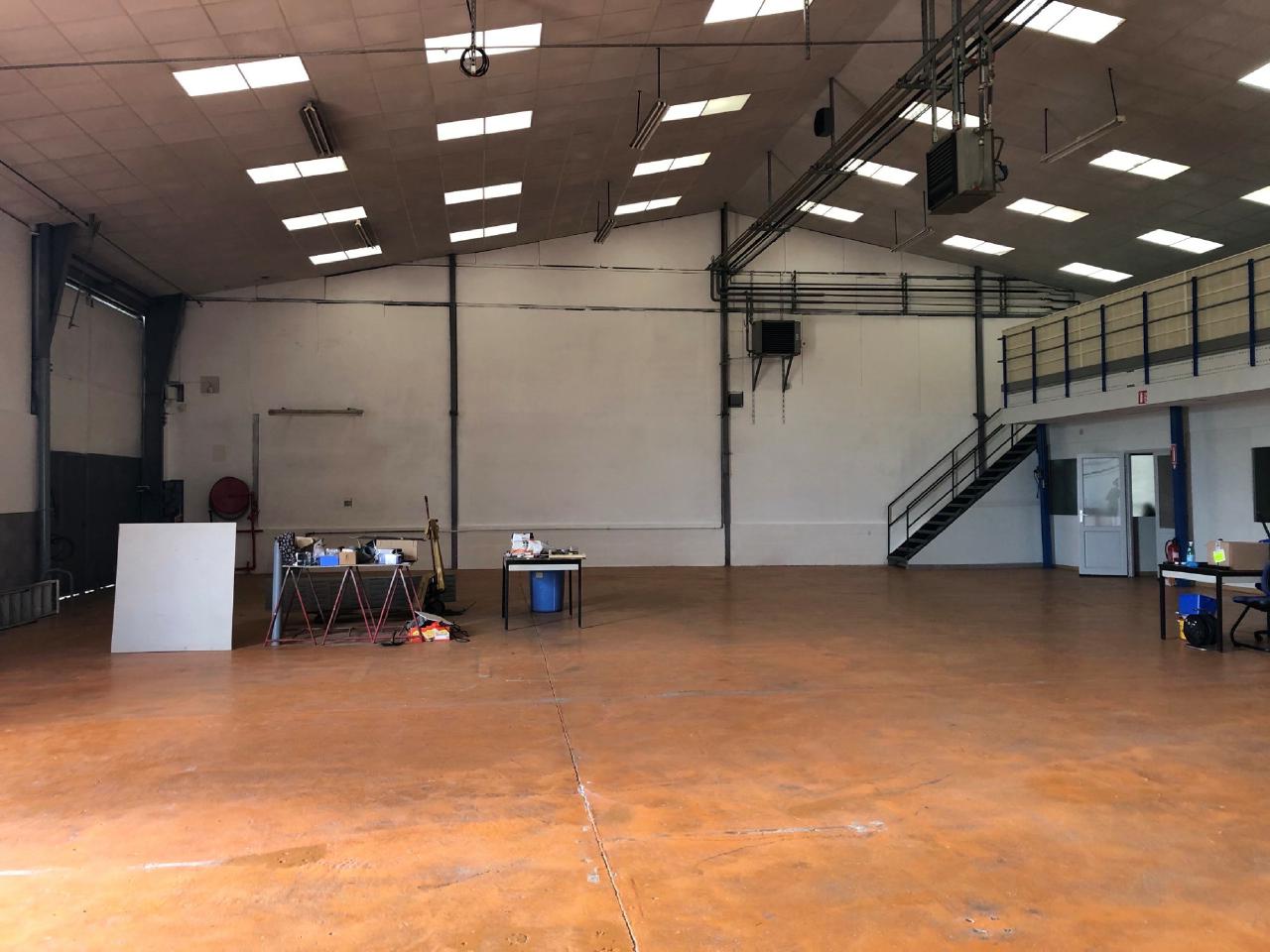 Local d'activité Ecquevilly 1555m² Location local d'activité Ecquevilly Yvelines OLACT2112213 5